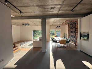 Casă pasiva de închiriat cu 3 dormitoare, grădină și piscină comună | Prima închiriere - imagine 2