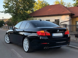 Vand BMW SERIA 5 F10 520d 184 CP | Automat 8+1 | Padele | Scaune incalzite | Jante R20 | Bi-Xenon - imagine 5