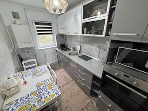 Apartament 3 camere, 71,70 mp utili, etaj 3/4 – Balaban, Târgoviște - imagine 5