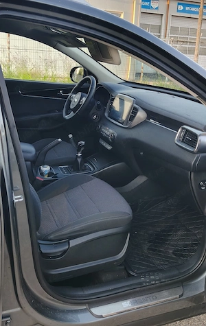 Kia Sorento - imagine 7
