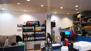 DE INCHIRIAT - SPATIU COMERCIAL CENTRAL 92 MP - imagine 7