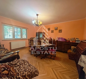 Apartament de vanzare cu 3 camere si 2 bai, decomandat, zona Sagului - imagine 3