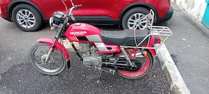 Motocicleta Honda model CG125 - imagine 2