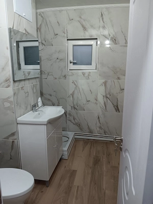 ÎNCHIRIEZ post manichiură & cameră cosmetică  BRAZDA - imagine 3