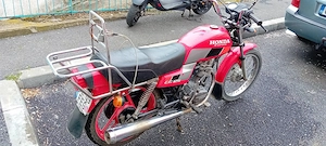 Motocicleta Honda model CG125 - imagine 5