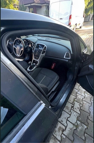 Opel Astra J - imagine 5