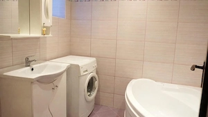 APARTAMENT 3 CAMERE AMENAJAT MODERN - imagine 13