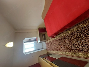 Ofer spre închiriere apartament 3 camere decomandate în Iași, zona Țigarete.