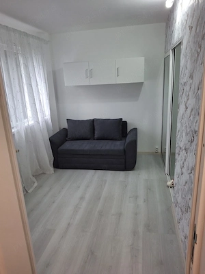 Închiriez apartament 2 camere zona Vest - imagine 8