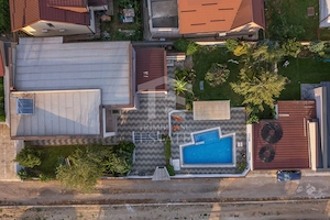 Vilă 342 mp cu piscină și 800 mp teren / 4 dormitoare / Pleașa - imagine 20