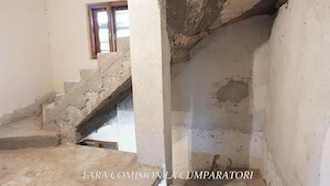 CALIMANESTI - JIBLEA NOUA CONSTRUCTIE 493 MP TEREN 4324 MP - imagine 14