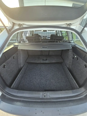 Skoda Octavia Scout 4x4 - imagine 8
