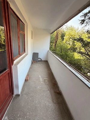 Apartament 3 camere | Etaj 2 9 | Zona Gorjului - imagine 3