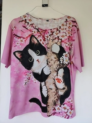 tricou roz cu pisica 