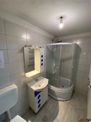  Apartament 2 camere | 70 mp | Parter | Curte | Centrală proprie | 15 min metrou Apărătorii patriei - imagine 3