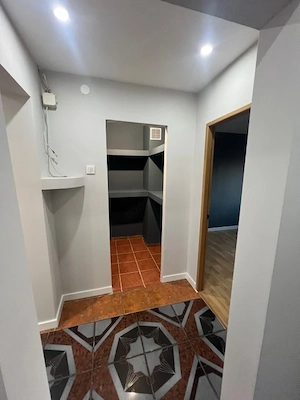Super Pret Apartament 4 Camere 78mp Craiovita Noua  - imagine 12