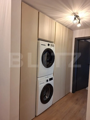 Apartament 2 camere,parcare, zona Liberty - imagine 10