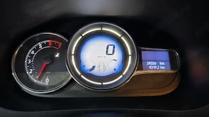 Ocazie ! DOAR 24 326 Km verificabili in reprezentanta Renault. Luata de noua unic proprietar - imagine 1