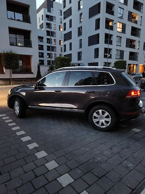 Vând VW Touareg V6 3.0 suspensie pneumatică 