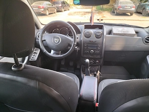 Dacia Duster Laureate,-1.6 benzina  -115cp - 141000 km -tractiune 4x2 -Alarma Viper - Carlig remorca - imagine 10