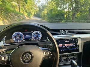 Volkswagen Passat Variant 2.0 TDI 150 CP DSG | 12 2018 | ACC | Webasto | 152.400 km - imagine 8