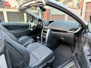 PEUGEOT 207 CC 1.6 Benzina 120CP An Fabricatie 2008 150.000KM Impecabila - imagine 8