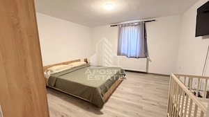 Casa cu 4 camere, renovata complet, Sanmartinu Sarbesc - imagine 5