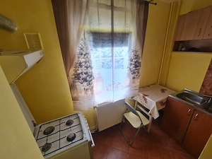 Garsoniera confort 1 de inchiriat etaj 2 cu interfon -500m distanta Arena Mall - imagine 2