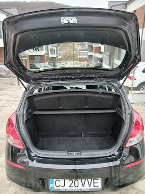 Vând Hyundai i 20 stare foarte bună  - imagine 6