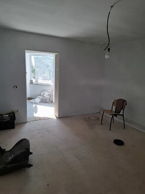 Casa de vânzare Cicir la 10km de Arad Casa de vânzare în Cicir la 10 km de Arad! În curs de renovare - imagine 9