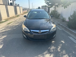 Oprl Astra J 1.7 CDTI,klima,pilot automat,geamuri electrice