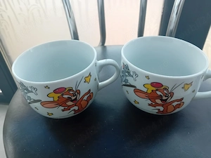 doua căni de cafea cu tom SI geri noi