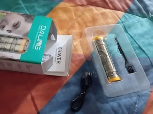 apărat de ras nou cu încărcare usb nou
