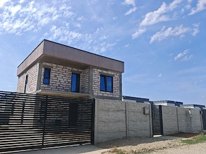 Vând Casa Simnicu de Sus Albesti  - imagine 3