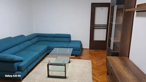 Inchiriez apartament 3 camere