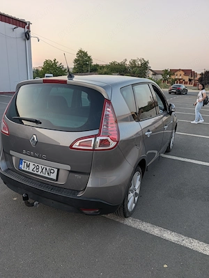 Vând Renault Scenic 3 (benzina 1.4) - imagine 6