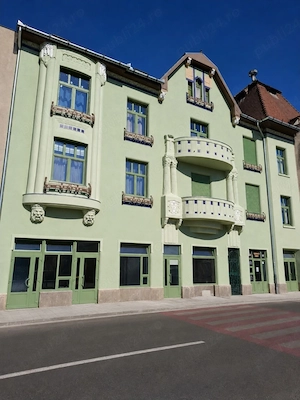 Închiriez spațiu comercial 