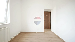 CLADIRE CAZARE ANGAJATI/ALTE ACTIVITATI | 1.011 MP UTILI | BRASOV - imagine 4
