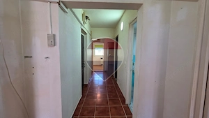 Apartament 4 camere de vânzare - Vitrometan - imagine 18