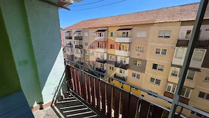 Apartament 4 camere de vânzare - Vitrometan - imagine 3