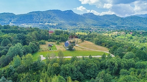 Teren 500mp Tohanita (intre castelul Bran si Zarnesti), langa padure