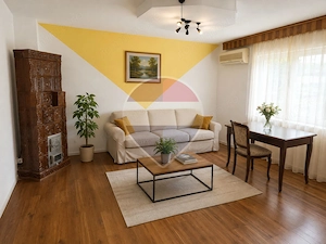 Casă / Vilă cu 4 camere de vânzare în zona Ultracentral - imagine 3