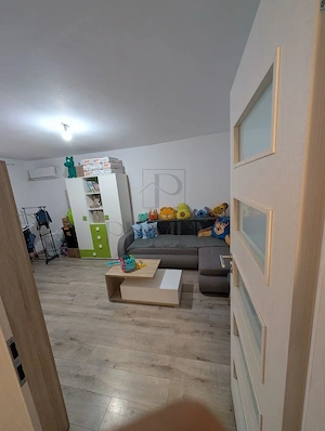 SOARELUI - PARTER - 3 CAMERE - 2 BAI - DECOMANDAT - CENTRALA PROPRIE - RENOVAT - imagine 3
