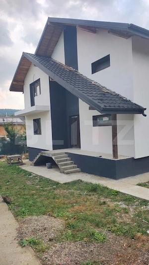 Casa individuala 162 mp utili, 440 mp teren,  Barnova 