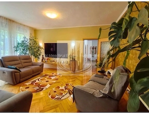 Vand apartament zona Prefectura-Medicina