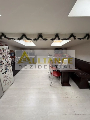 Apartament mare 4 camere â 145 mp compartimentare eficienta - imagine 3