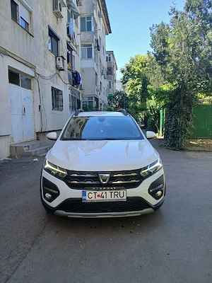 Dacia sandero stepway proprietar an 2022 benzina km 89521 cp100 euro 6 - imagine 10