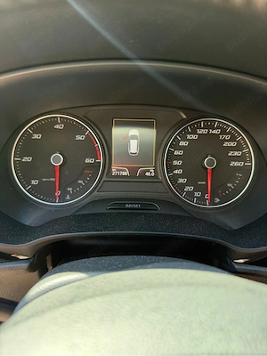 vand seat leon St - imagine 3