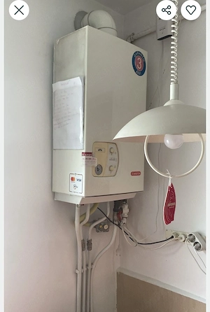 Vând o centrală pe gaz ARISTON 