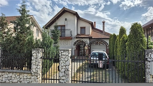 COMISION 0%, CASA de vanzare in Mosnita Noua - la strada Principala